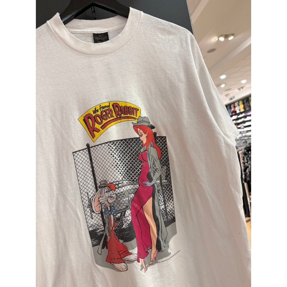 1987 Who Framed Roger Rabbit 80s Vintage Toontown Jessica Touch of Gold Shirt